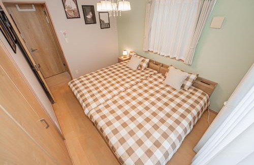 Katsushika Villa | Independent Home - One Minute Walk to Rail Hub - Direct Link to Asakusa Ueno Ginza Tokyo Sky Tower - 102 Square Meters with Four Rooms One Living Area Two Restrooms Two Baths - Easy Link to Both Major Airports