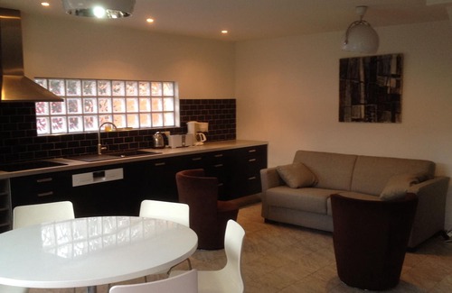 Petit-Ivry House | Independent house, modern and comfortable the metro