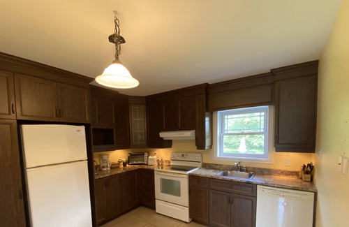 Cookshire-Eaton Apartment | Independent private accommodation adjoining a century-old house