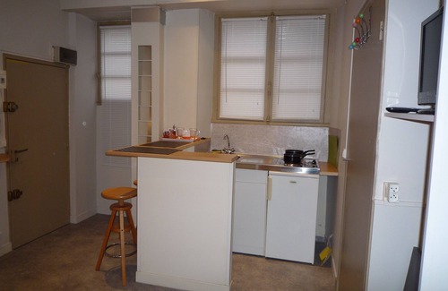 Centre Ville Apartment | Independent studio furnished central