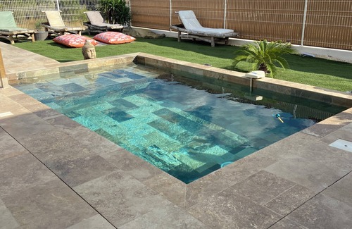 Tourbes House | INDEPENDENT T2 WITH TERRACE AND SWIMMINGPOOL ACCESS 20 Mn FROM THE BEACHES