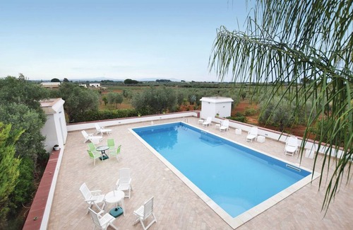 Castelvetrano Villa | Independent villa with large private pool nestled in the Sicilian countryside