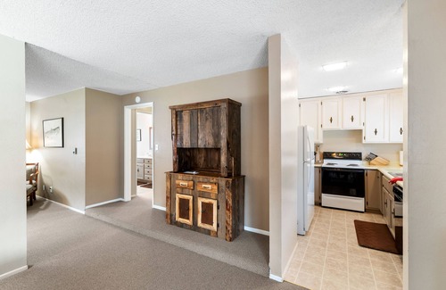 Douglas City Cabin | Indian Creek Lodge