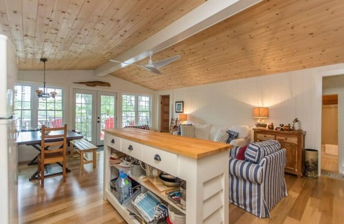Port Carling House | Indian River Respite Lake Rosseau 3 Bedroom cottage in Port Carling