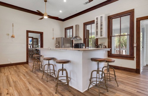 Indian Pass House | Indian Shores: Perfect 7BR Family Home- Beach Views, Pri. Pool, Old FL Charm!