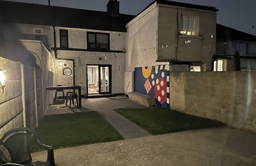 Dublin House | Indian Summer