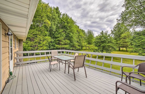 Michigan City Cottage | Indiana Countryside Retreat on 37-acre Land!