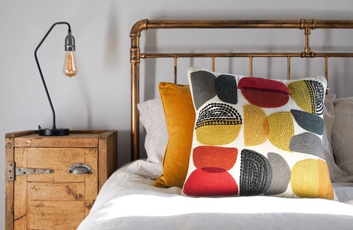 Stamford Apartment | IndieHaus - Central Stamford Apartment