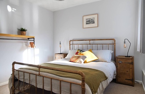 Stamford Apartment | IndieHaus - Central Stamford Apartment