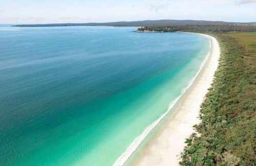 Vincentia House | Indigo Views - renovated Vincentia beach house