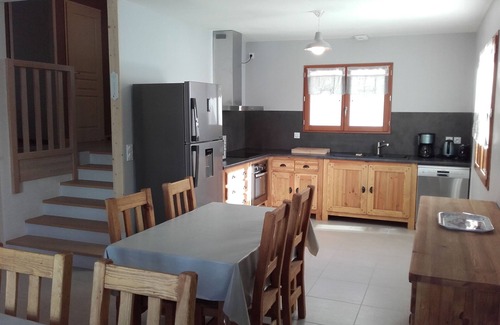 Le Bettaix Ski Chalet | Individual 150 m² chalet for 11 people
