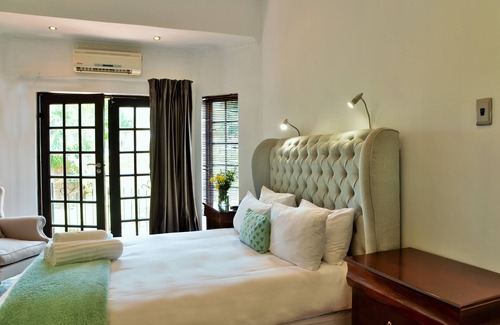 Hartbeespoort House | Indlovukazi Guesthouse