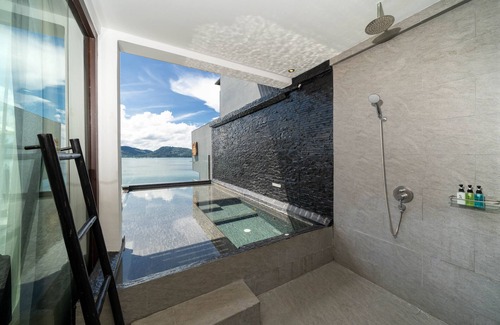 Patong Resort | IndoChine Resort & Villas