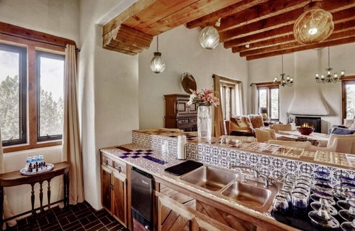 La Cienaga House | Indoor heated pool minutes to downtown Santa Fe