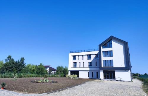 Crevedia Hotel | INDRA WELLNESS Retreats and Spa