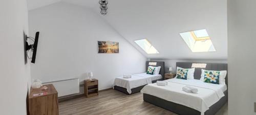 Crevedia Hotel | INDRA WELLNESS Retreats and Spa