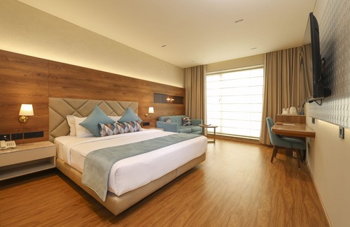 Greater Kailash Hotel | Indus Biznotel