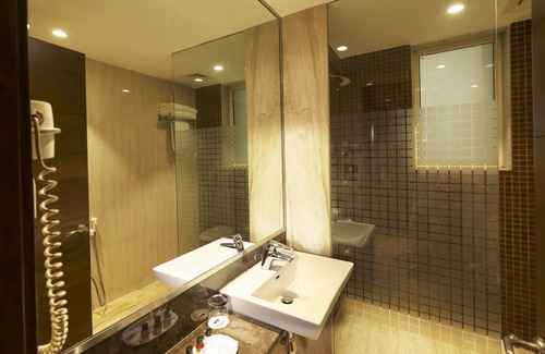 Greater Kailash Hotel | Indus Biznotel