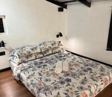 Central Seberang Perai House | Industrial Loft Tinyhouse Homestay - 2 Queen Bed, Free Netflix, Prime & Wi-Fi Near Bukit Mertajam