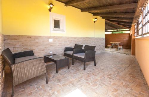 Marcana Apartment | Industrial style studio house Eni, with Parking, BBQ, AC in Marčana, Ferienwohnung