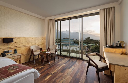 Sidhpur Hotel | Infinitea Centric Dharamshala