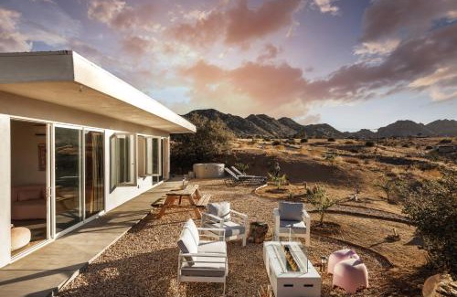 Pioneertown House | Infinity & Beyond By The Cohost Company