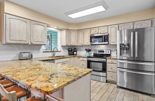 Fort Myers Apartment | Infinity & Beyond Lake Front