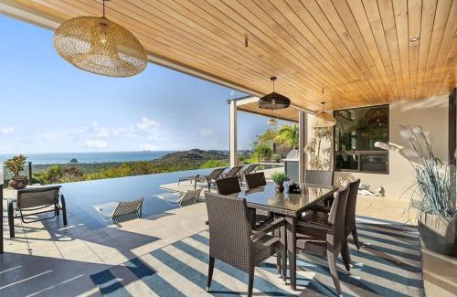 Brasilito Villa | Infinity Edge Pool Oceanview 4 BR 4BA