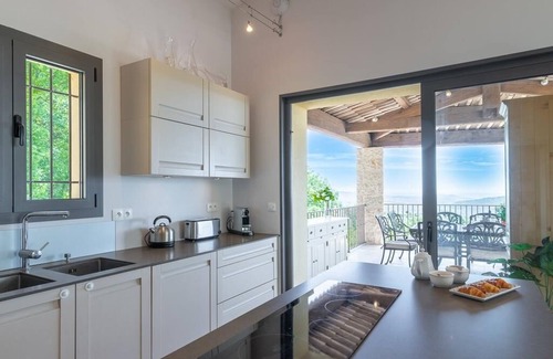 Speracedes Villa | Infinity View at Speracèdes - Spéracèdes, Côte d'Azur