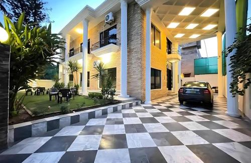 F-8 Sector House | Infinity Villa