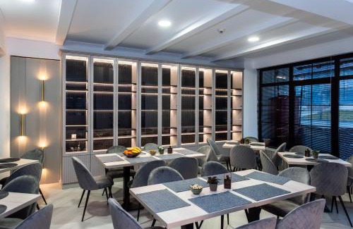Predeal House | Infinity Villa