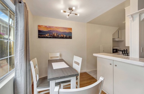Mar Vista Apartment | Ing1 - Charming 2-bedroom apartment in delightful Los Angeles with WiFi