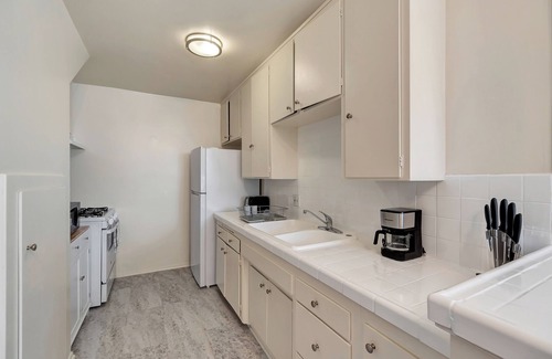 Mar Vista Apartment | Ing1 - Charming 2-bedroom apartment in delightful Los Angeles with WiFi