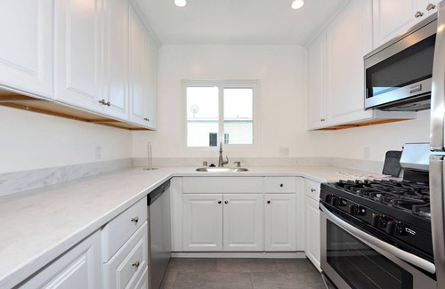 Mar Vista Apartment | ING5- Charming 2-bedroom 2 bath apartment in nice Los Angeles with WiFi, AC