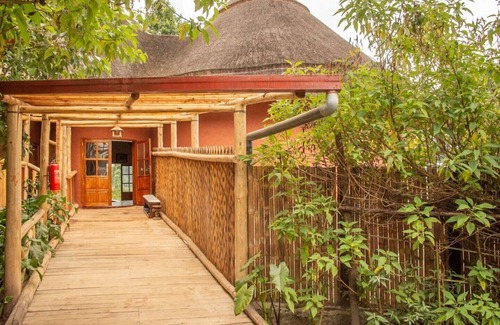 Kinigi House | Ingagi Park View Lodge UNIT 5