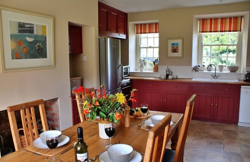 Carlton-in-Cleveland Cottage | Ingleby Manor - Courtyard Cottage