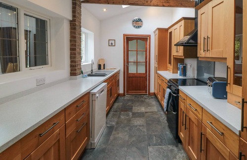 Guisborough Cottage | INGLENOOK COTTAGE, pet friendly, with open fire in Guisborough