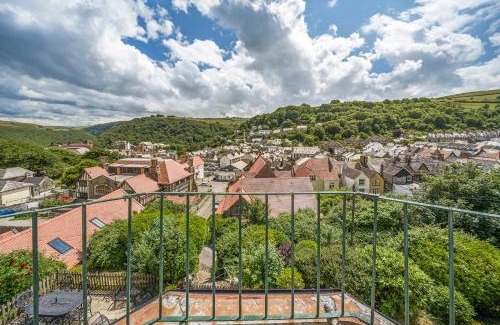 Lynton House | Ingleside