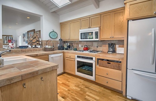 Marine Terrace House | Inn Above Tide- #LH43