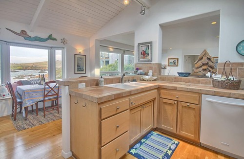 Marine Terrace House | Inn Above Tide- #LH43