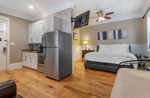 Mount Pleasant Bed & Breakfast | Inn at I'On, an Ascend Collection Hotel