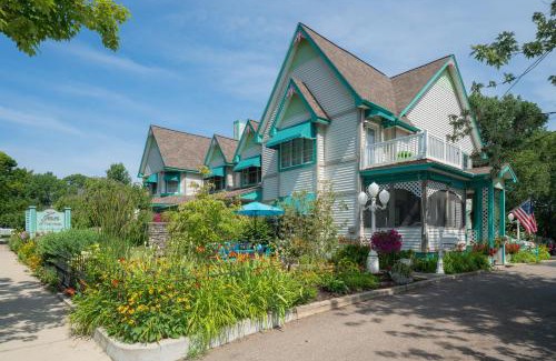 South Haven Bed & Breakfast | Inn at the Park Bed and Breakfast