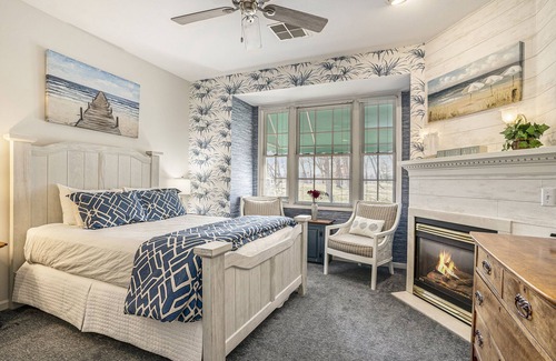 South Haven Bed & Breakfast | Inn At the Park