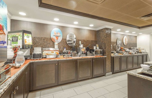 Downtown Atlanta Hotel | Inn at the Peachtrees, an Ascend Collection Hotel