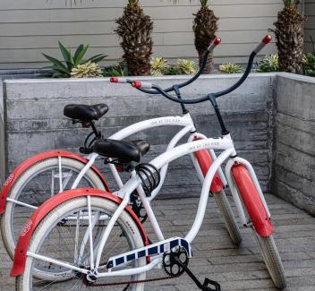 Downtown Hotel | Inn at the Pier Pismo Beach, Curio Collection by Hilton