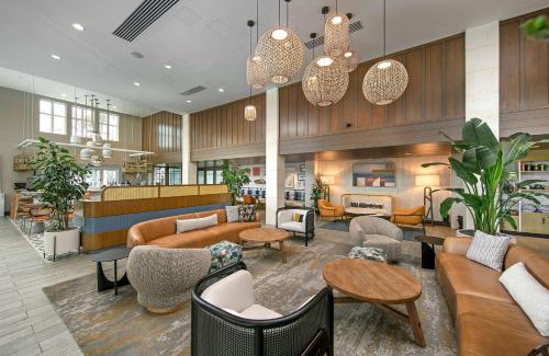 Downtown Hotel | Inn at the Pier Pismo Beach, Curio Collection by Hilton