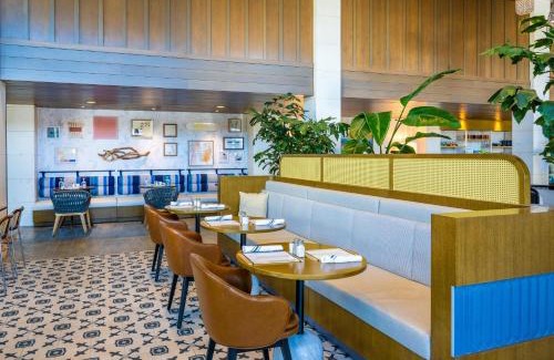 Downtown Hotel | Inn at the Pier Pismo Beach, Curio Collection by Hilton