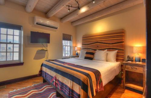 Downtown Santa Fe Hotel | Inn at Vanessie