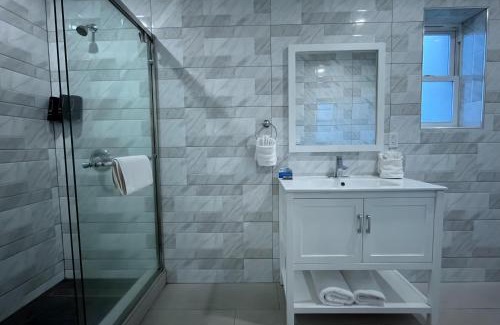 Munras Avenue Hotel | Inn By the Bay Monterey
