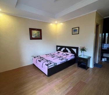 Bacoor City House | INN D’ZaireH